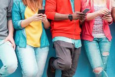 Los investigadores descubrieron que eran todos menores quienes administraban el grupo de WhatsApp con imágenes sexuales Foto: Shutterstock