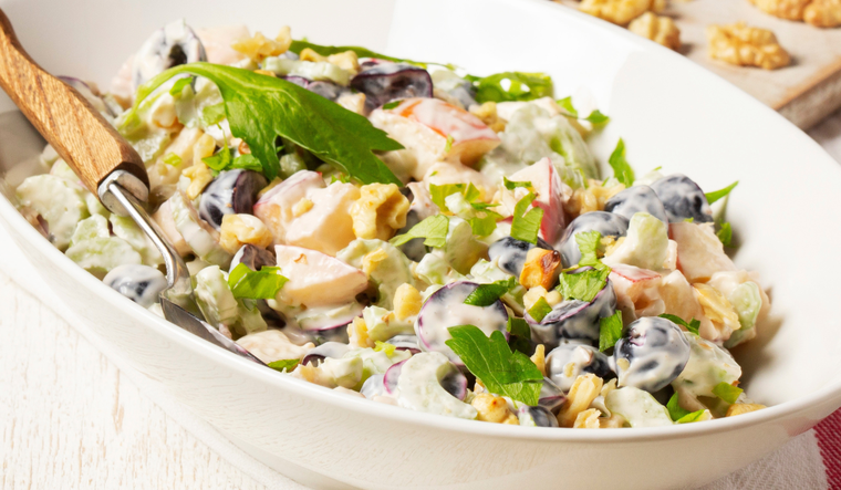La mejor receta de ensalada Waldorf para días de verano