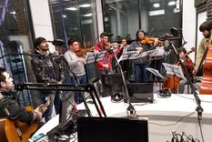 Un lunes-viernes a toda orquesta en la Mesa MDZ Un lunes-viernes a toda orquesta en la Mesa MDZ