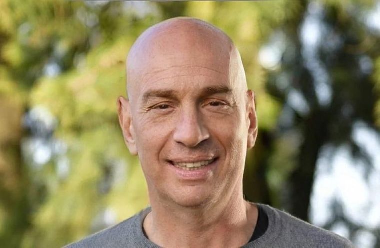 La militancia libertaria le pidió a Diego Santilli que se pele.