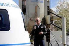 Jeff Bezos y su hermano Mark irán a bordo del New Shepard en el primer vuelo tripulado este 20 de julio. Foto: REUTERS