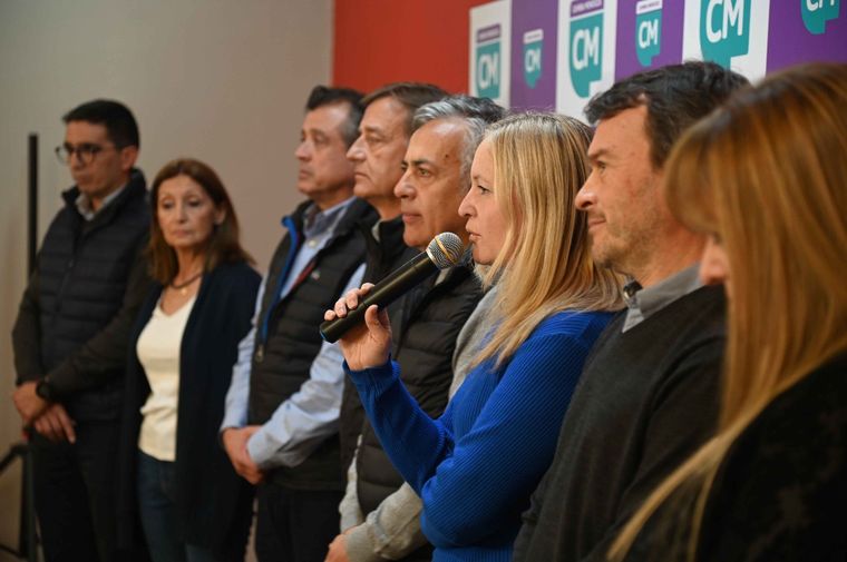 Alfredo Cornejo, Rodolfo Suarez y Hebe Casado presentaron este sábado a sus candidatos