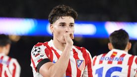 Julián Álvarez festeja su golazo con una dedicatoria especial para su hijo, Amadeo, de apenas tres meses. Julián Álvarez festeja su golazo con una dedicatoria especial para su hijo, Amadeo, de apenas tres meses.