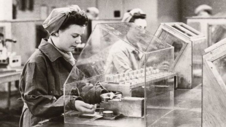 El impuesto a las ganancias extraordinarias de las empresas está inspirado en un gravamen que se aplicó durante la Primera y Segunda Guerra Mundial.