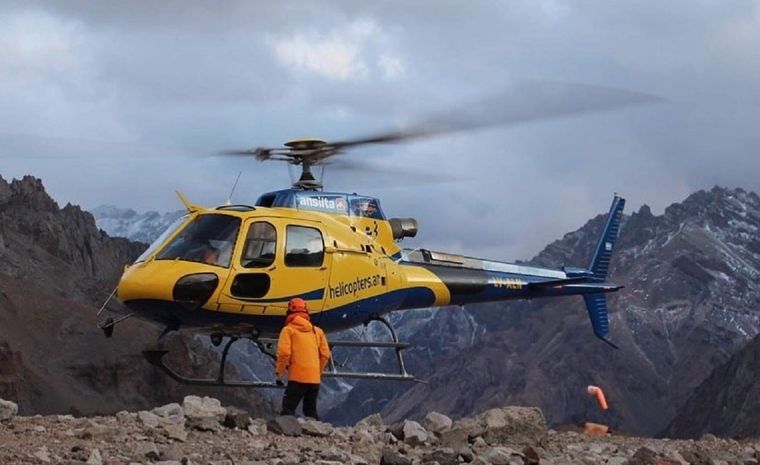 La empresa que brinda servicios de helicópteros en el Aconcagua se presentó a la licitación. La empresa que brinda servicios de helicópteros en el Aconcagua se presentó a la licitación.