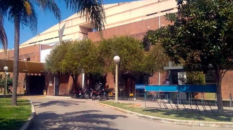 El padre se fugó tras balearlo