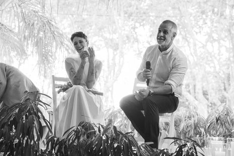 La flamante pareja había contraído nupcias hace ocho meses. La flamante pareja había contraído nupcias hace ocho meses.