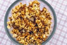 muy dulce: aprende a hacer estas exquisitas palomitas de maiz con chocolate ¡en 3 pasos!