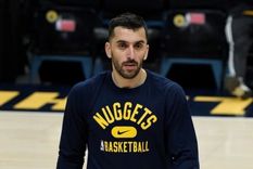 Campazzo sigue sin jugar en Denver pero su representante llevó tranquilidad acerca de su futuro en la NBA.