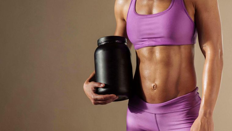 El fallecimiento de la campeona mundial de boxeo reavivó el debate sobre el uso de suplementos, esteroides y anabólicos en el ámbito del fitness.