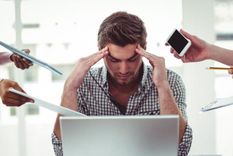 La situación económica, la inestabilidad laboral, la incertidumbre sobre el futuro hacen que se llegue a fin de año con un alto nivel de estres Foto: Shutterstock