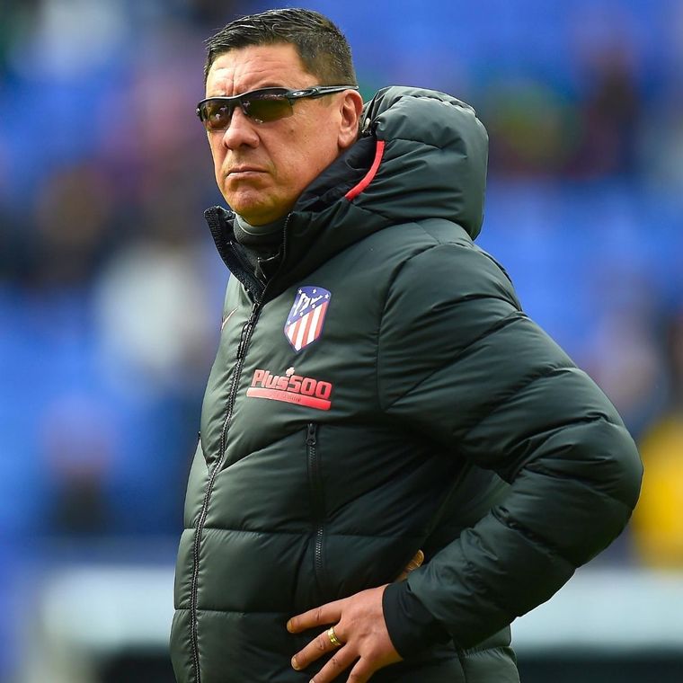 El entrenador es todo un personaje.