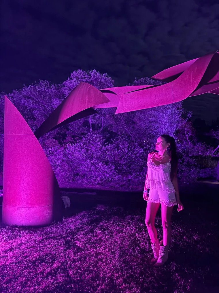 El look baby doll de Pampita que conquistó Punta del Este. El look baby doll de Pampita que conquistó Punta del Este.