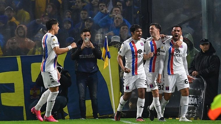 Tigre sorprendió a Boca y le ganó a domicilio. Foto: Télam