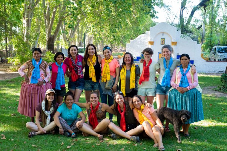 Catorce mujeres de Nepal, Chile, Bolivia, Italia y Argentina formarán parte de la primera expedición de la Red de Mujeres de Montaña del Mundo al cerro Aconcagua. Foto: Gentileza