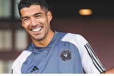 El Pistolero fue presentado en conferencia de prensa en el club estadounidense Foto: @InterMiamiCF