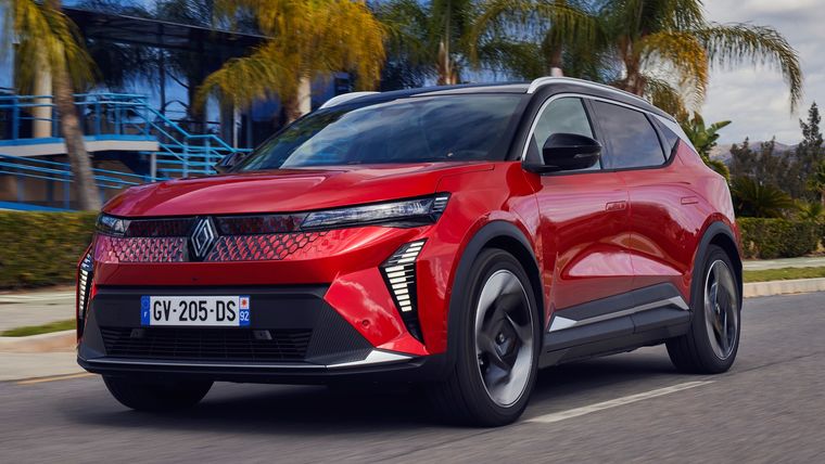 Renault Scenic mejora su autonomía y suma tecnología bidireccional