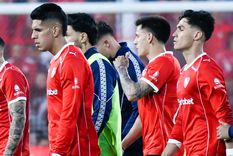 Luego de la derrota ante Banfield, Vaccari presentó la renuncia y la CD del Rojo busca técnico a contrarreloj. Luego de la derrota ante Banfield, Vaccari presentó la renuncia y la CD del Rojo busca técnico a contrarreloj.