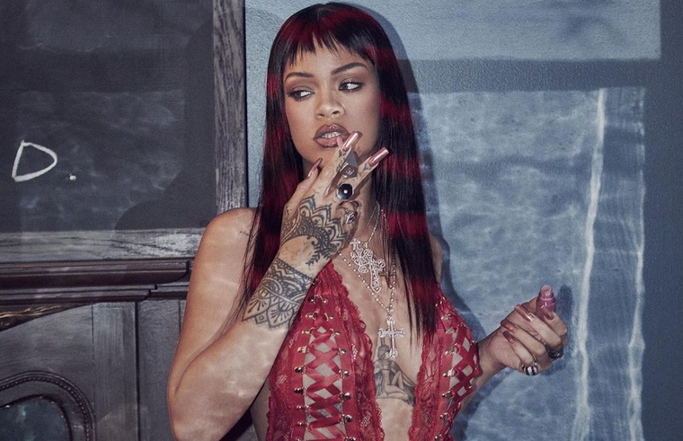 Rihanna marca tendencias a cada paso que da.