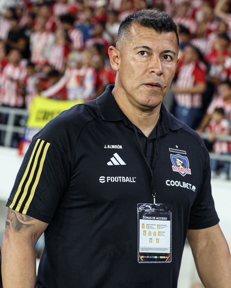 Jorge Almirón habló tras el triunfo de Colo Colo en los octavos de Libertadores. Foto: Prensa Colo Colo