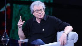 Rovelli no sólo es un destacado físico teórico, sino un afamado divulgador científico. Rovelli no sólo es un destacado físico teórico, sino un afamado divulgador científico.