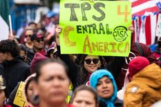 Organizaciones de defensa de derechos de los migrantes han pedido a la Casa Blanca durante años que se proteja de la deportación a los centroamericanos.