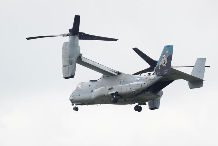 Un helicóptero Bell Boeing V-22 Osprey de Estados Unidos durante un simulacro este sábado, en Caracas, Venezuela.