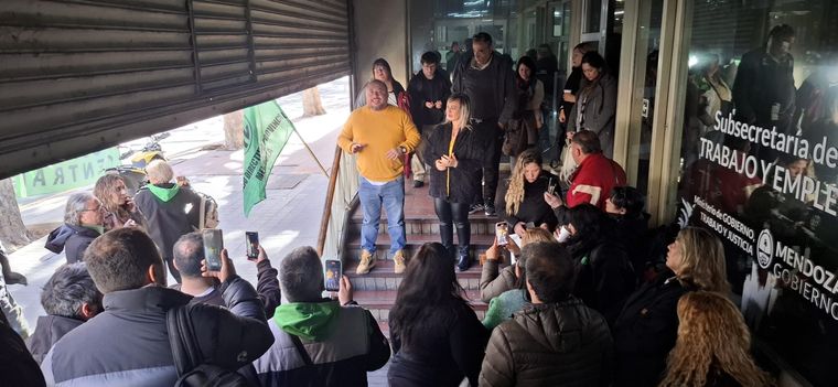 ATE es uno de los gremios estatales que no aceptó el aumento salarial.