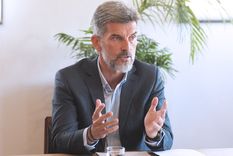 Ulpiano Suarez apuntó fuertemente contra Manuel Adorni