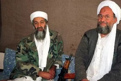 MDZol | Foto: REUTERS. Muchos analistas consideraban a Zawahiri, a la derecha en la foto, como el principal hombre de Osama Bin Laden. Después de la muerte de Bin Laden, asumió la dirección de al-Qaeda.
