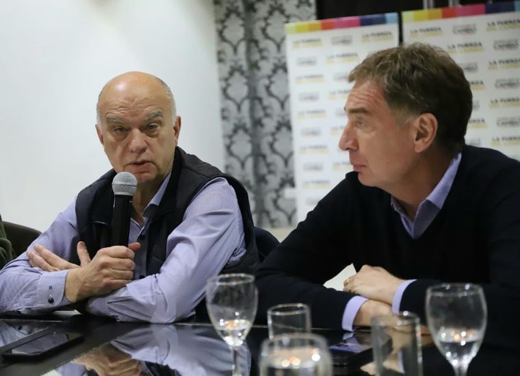 Diego Santilli y Néstor Grindetti, durante su reunión con intendentes PRO y aliados del Conurbano