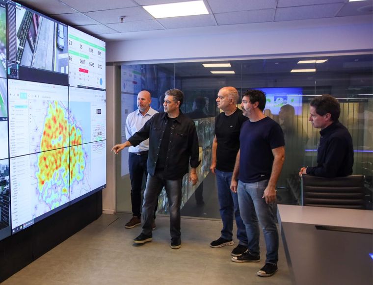 Jorge Macri monitoreando daños ocasionados por el temporal. Foto: Gobierno de la Ciudad