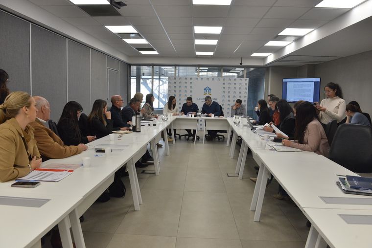 El Senado provincial aprobó la donación de un terreno para un establecimiento educativo. El Senado provincial aprobó la donación de un terreno para un establecimiento educativo.