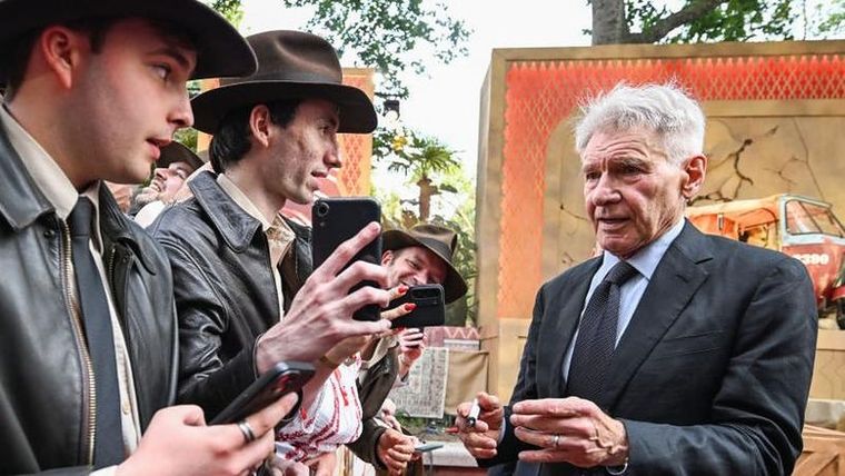 Harrison Ford ha dicho que está será la última vez que interprete al famoso arqueólogo Indiana Jones. Foto: GETTY IMAGES