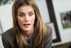 Letizia toma kombucha.