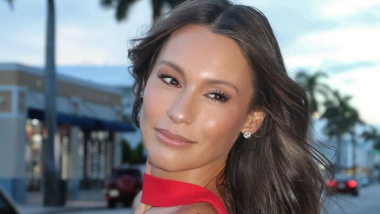 Pampita atraviesa días tensos luego de que entraran a su casa mientras estaba de viaje. 