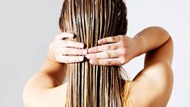 Cómo controlar el frizz. Foto: Freepik Cómo controlar el frizz. Foto: Freepik
