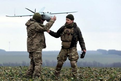 Los drones de Rusia y de Ucrania no dejan de volar por las noches en suelo enemigo. Foto: Efe. Los drones de Rusia y de Ucrania no dejan de volar por las noches en suelo enemigo. Foto: Efe.