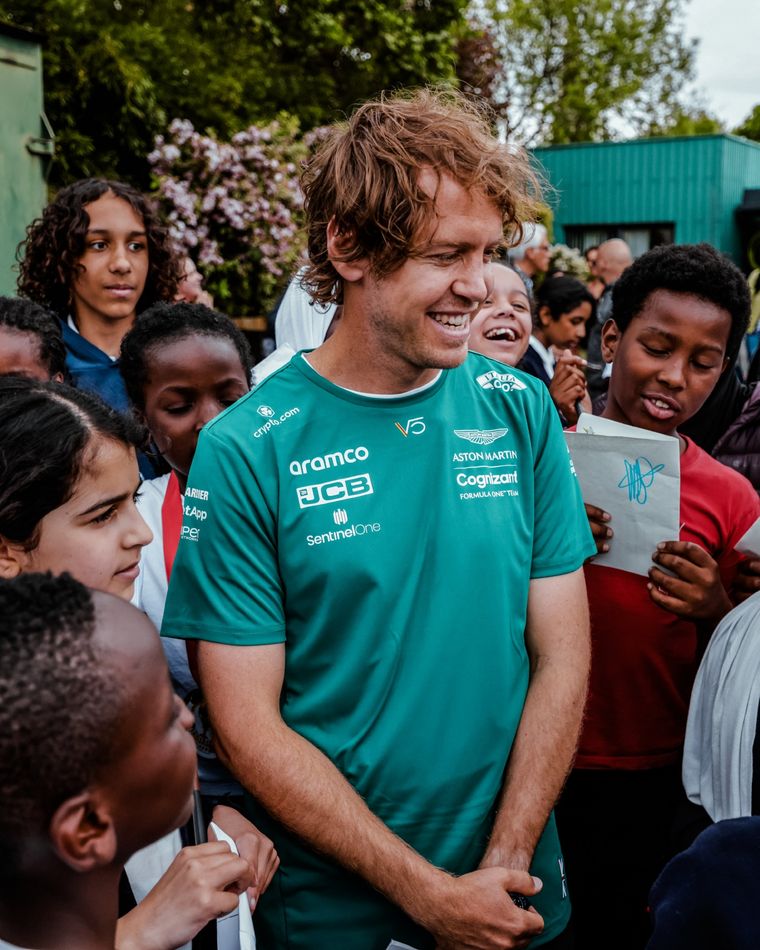 Vettel se retira de la Fórmula 1. Foto: @AstonMartinF1