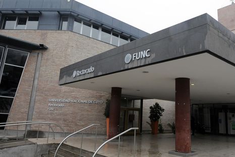 El decano que suena como candidato a rector de la UNCuyo. El decano que suena como candidato a rector de la UNCuyo.