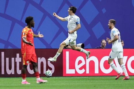 La R.D. del Congo y Uzbekistán se enfrentan en el Mercedes-Benz Stadium de Atlanta. La R.D. del Congo y Uzbekistán se enfrentan en el Mercedes-Benz Stadium de Atlanta.