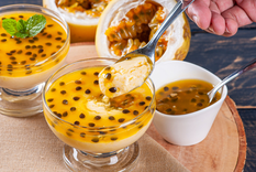 Mousse de maracuyá cremoso y ligero para sorprender Foto: Shutterstock