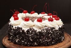 Sabor que enamora: receta de torta selva negra súper esponjosa.
