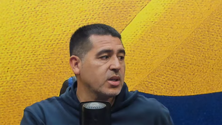 Riquelme acompañó a la delegación de Boca. Foto: Archivo