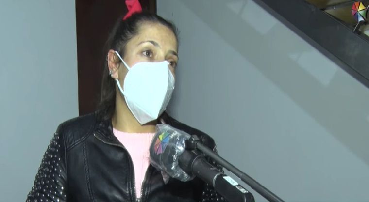 La mujer que hizo una fiesta clandestina y le robaron las joyas de su madre