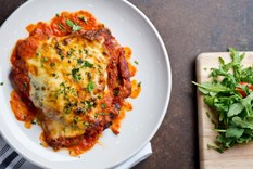 Pollo a la parmesana: la receta clásica italiana que encantará a todos Foto: Shutterstock