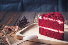 Bizcocho red velvet Una receta simple y deliciosa en pocos pasos Foto: Shutterstock Bizcocho red velvet Una receta simple y deliciosa en pocos pasos Foto: Shutterstock