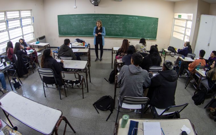 Educación especial En las escuelas primarias y secundarias algunos estudiantes que requieren un apoyo extra para estudiar. Foto: Santiago Tagua / MDZ