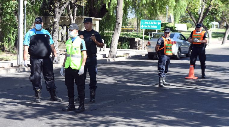 Operativo La segunda semana de aislamiento obligatorio muestra que el número de detenidos sigue subiendo. Foto: ALF PONCE / MDZ