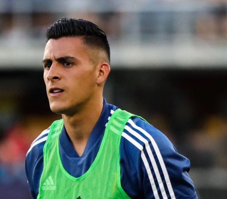 Pavón tiró más leña al fuego.